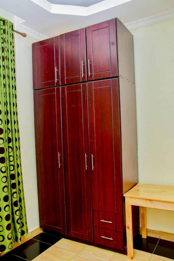 Kigali Airport Suites Bagian luar foto